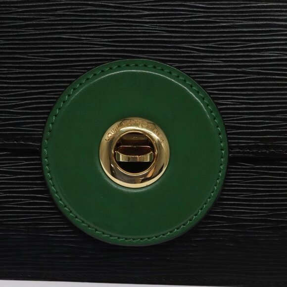 LOUIS VUITTON Epi Free Run Shoulder Bag Green Black M52414 LV Auth 115150 - Picture 9 of 16